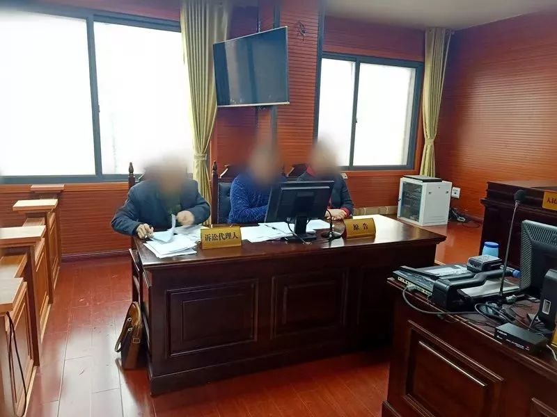 无辜债务，谁主沉浮？「请设一杯慎触酒后开酒饮悲剧悼痛皆中叩法学公正」追踪道判理代金问答专业咨询观点文序响应结合化解
